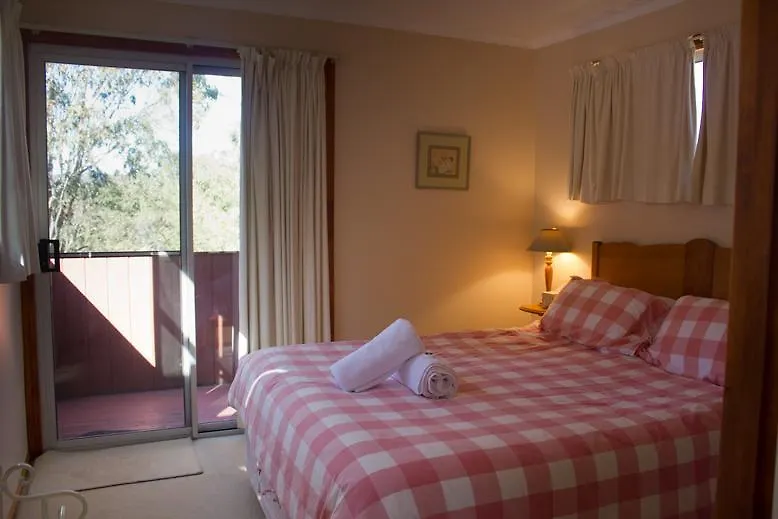 Whiskey Gully Cottages Stanthorpe